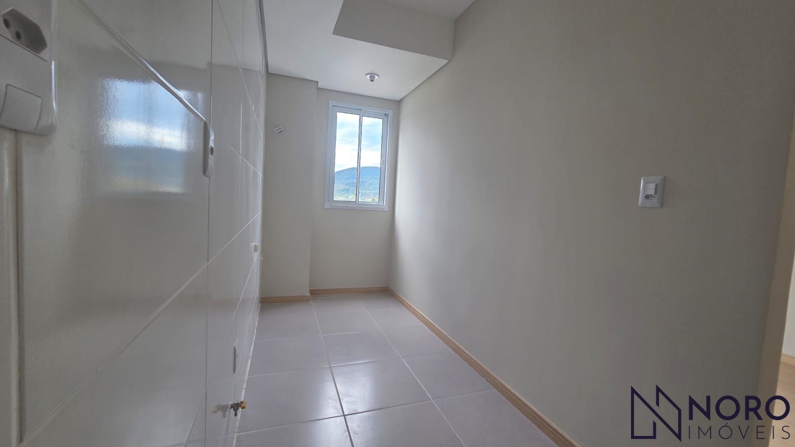 Apartamento novo 2 dormitórios com sacada e garagem em Camobi - foto 3