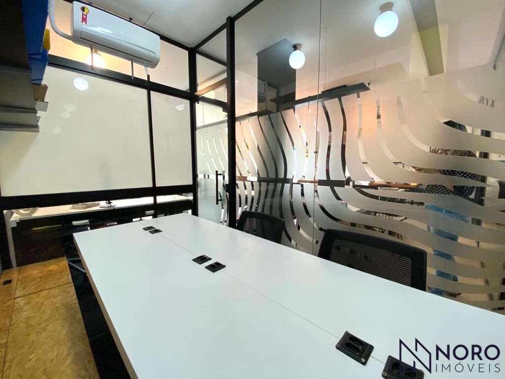 Sala comercial central móveis planejados climatizado sala para reuniões recepção