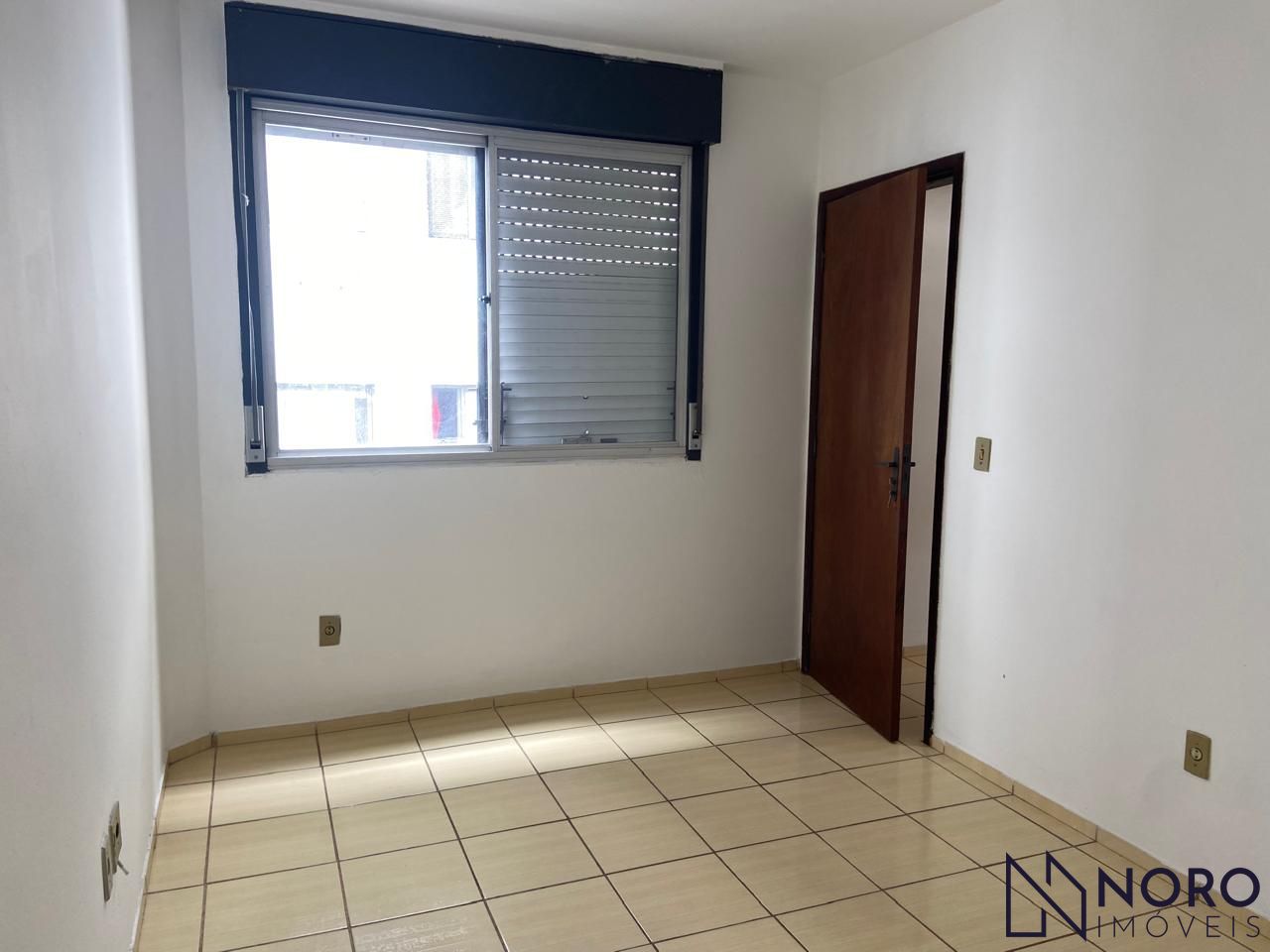 Apartamento amplo 1 dormitório à venda no Centro
