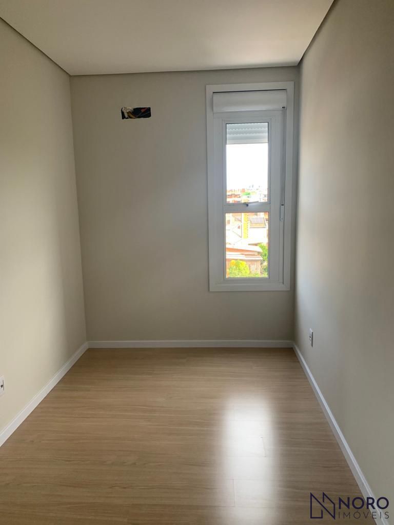 Apartamento 2 Dormitórios (Suíte) churrasqueira e garagem, próximo a UFSM