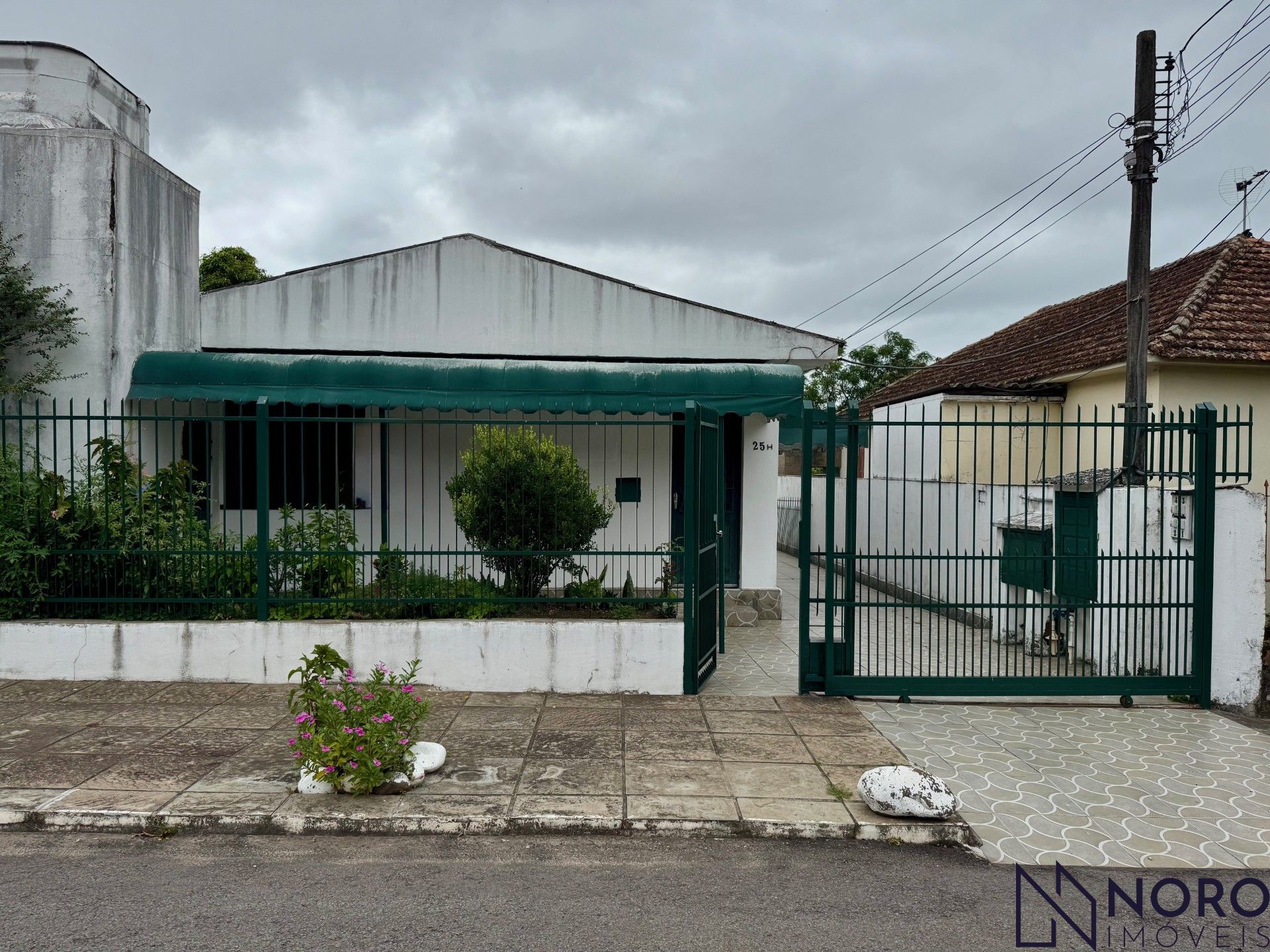 Casa à venda  no Duque de Caxias - Santa Maria, RS. Imóveis