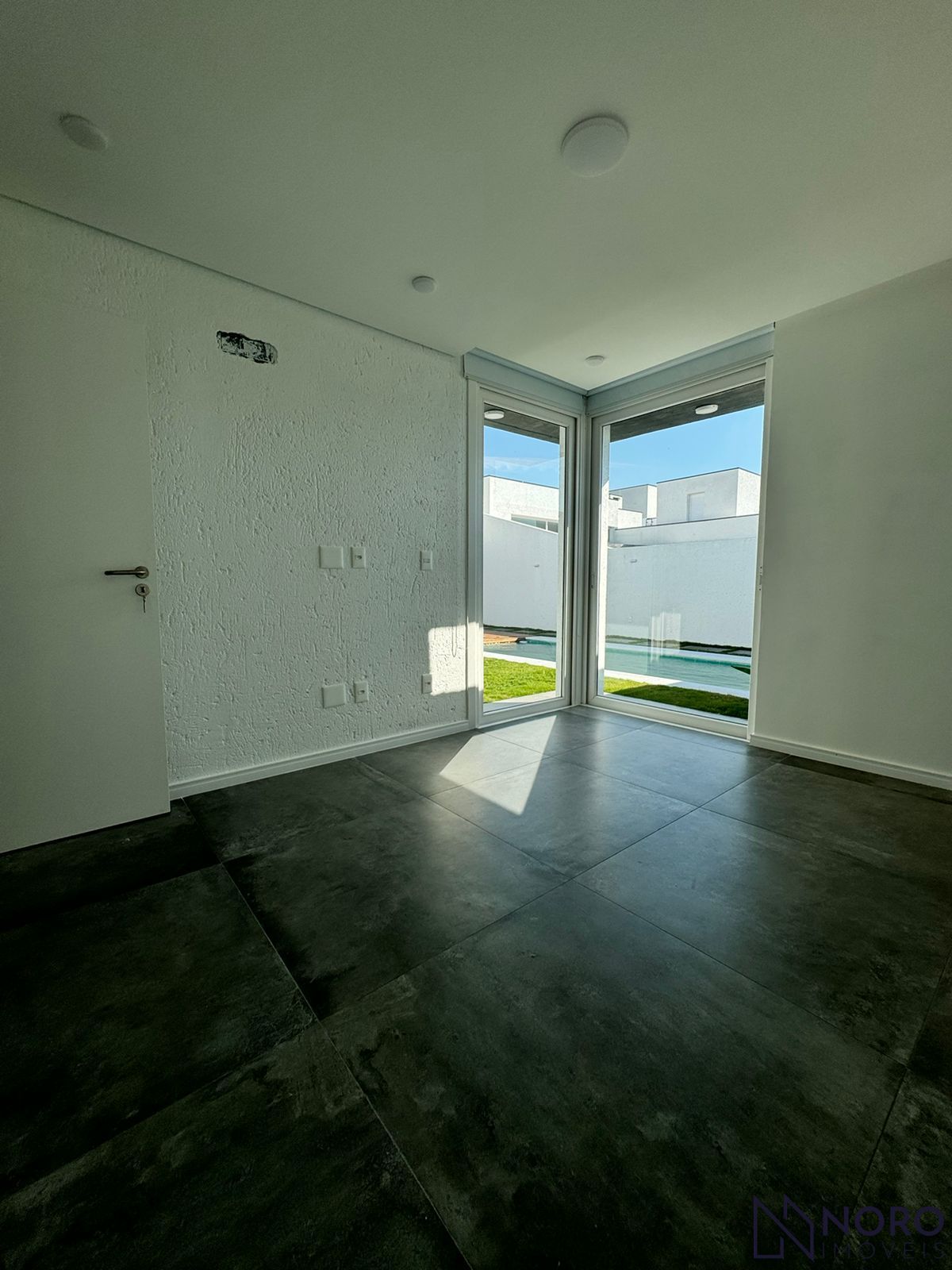 Casa em Condomínio - Vista de São José - Alto Padrão - Térrea - Camobi