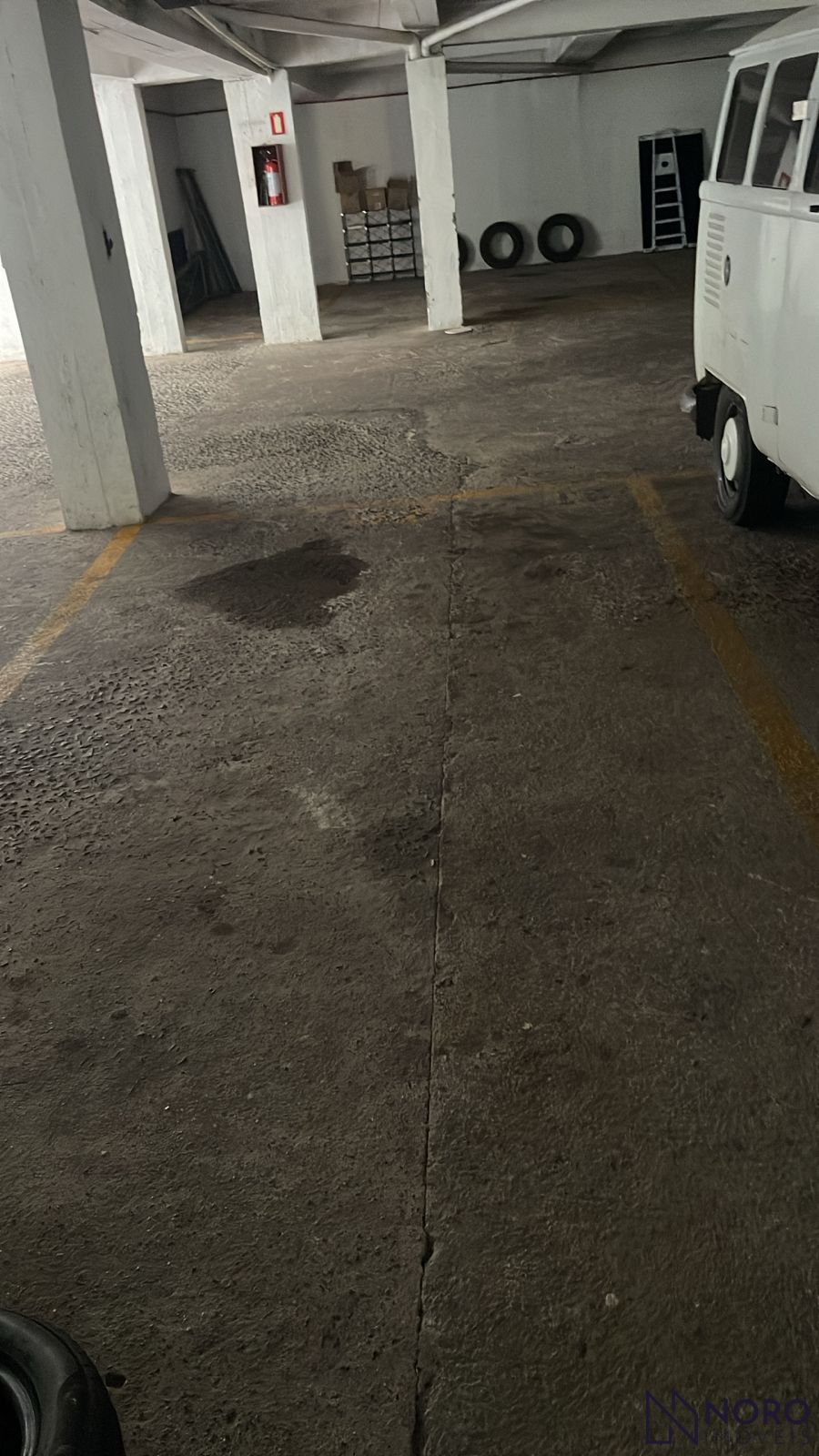 Apartamento Espaçoso de 3 Dormitórios e sacada com Box de Garagem