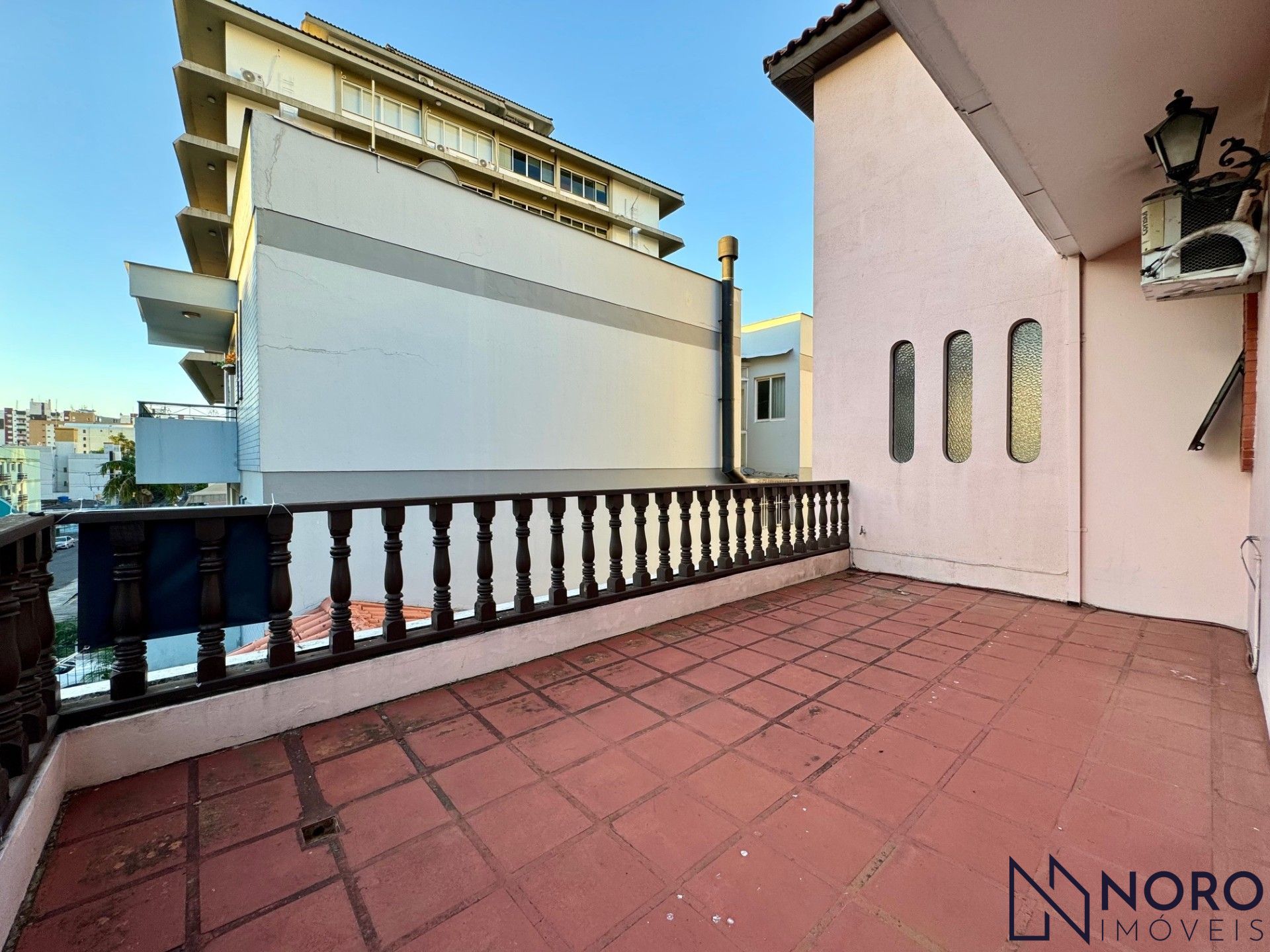 Casa espaçosa no centro – 320 m² privativos!