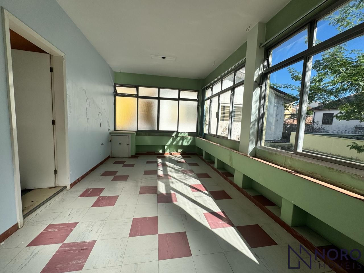 Casa comercial - escritório - clinica - laboratório