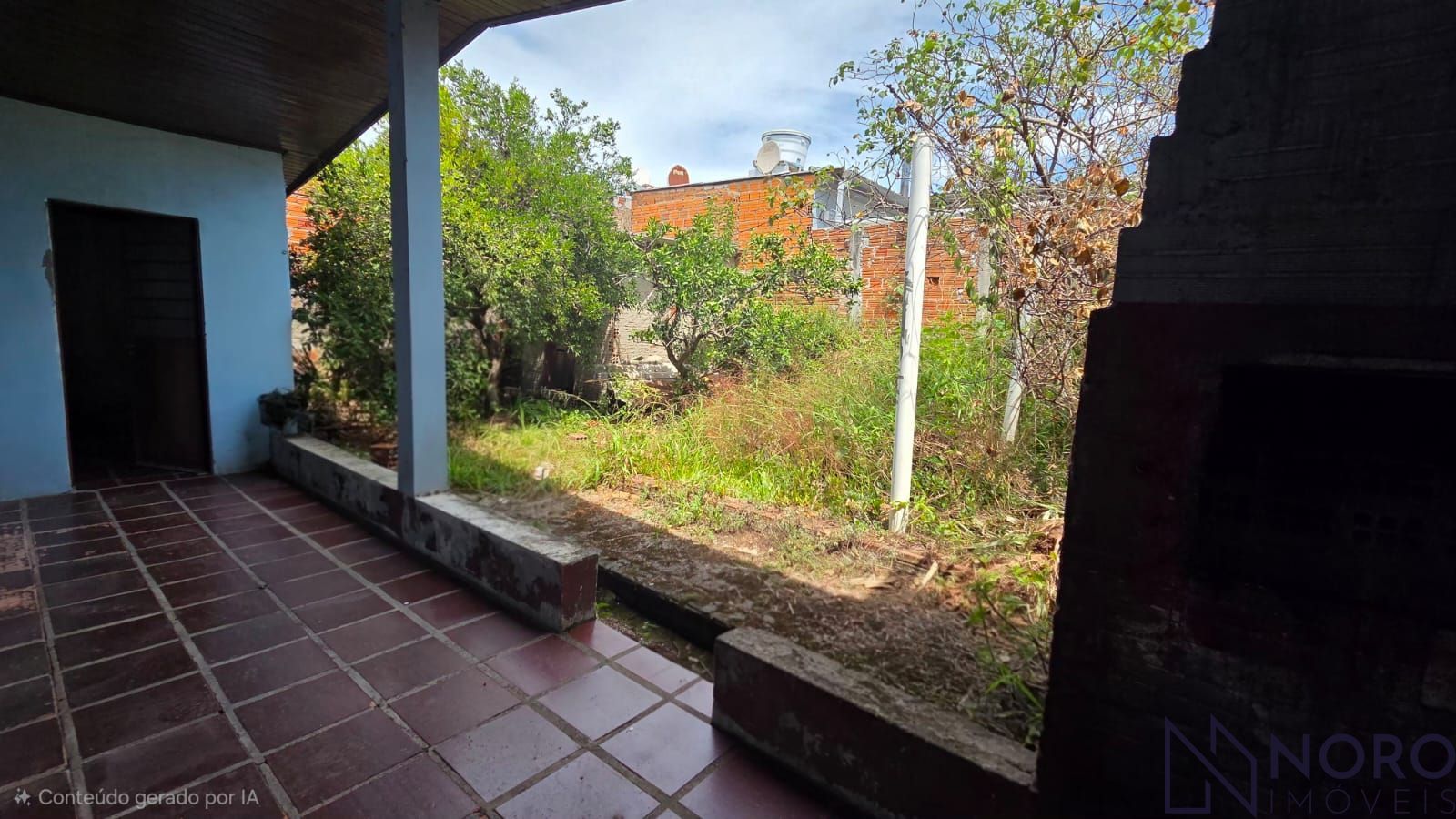 Casa com 2 Dormitórios à venda, 42 m² por R$ 220.000,00 Casa com 2 Dormitórios à venda, 42 m² por R$ 220.000,00