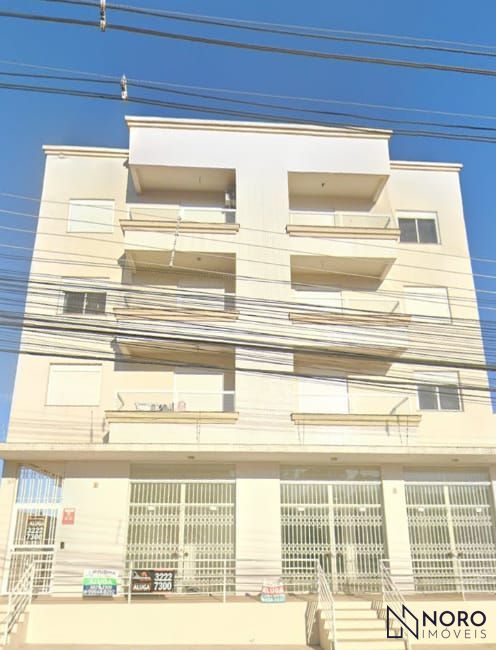 Apartamento 02 dormitórios, com garagem e um amplo terraço.