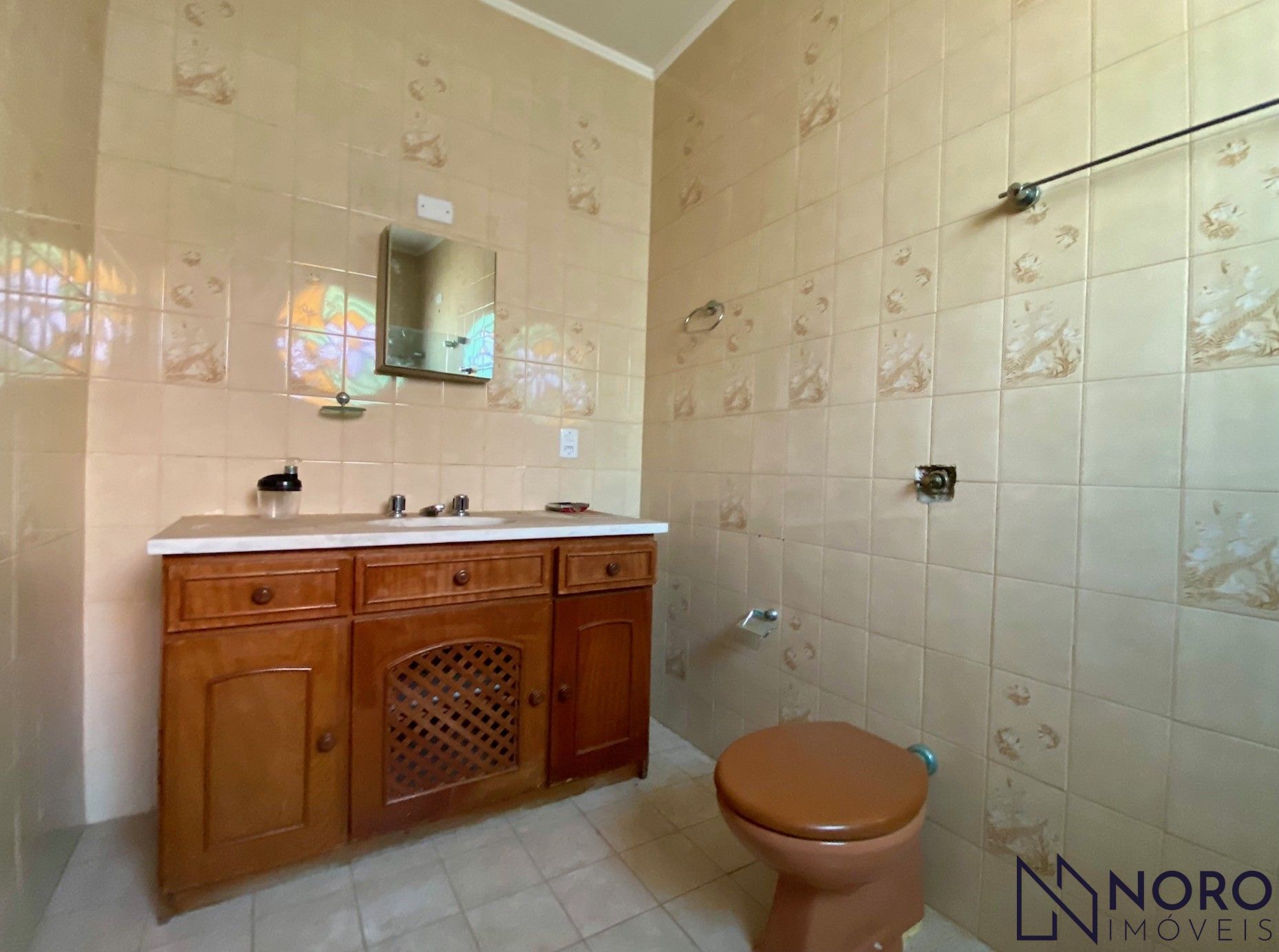 Casa à venda para uso Residencial ou Comercial! Oportunidade Única no Centro de