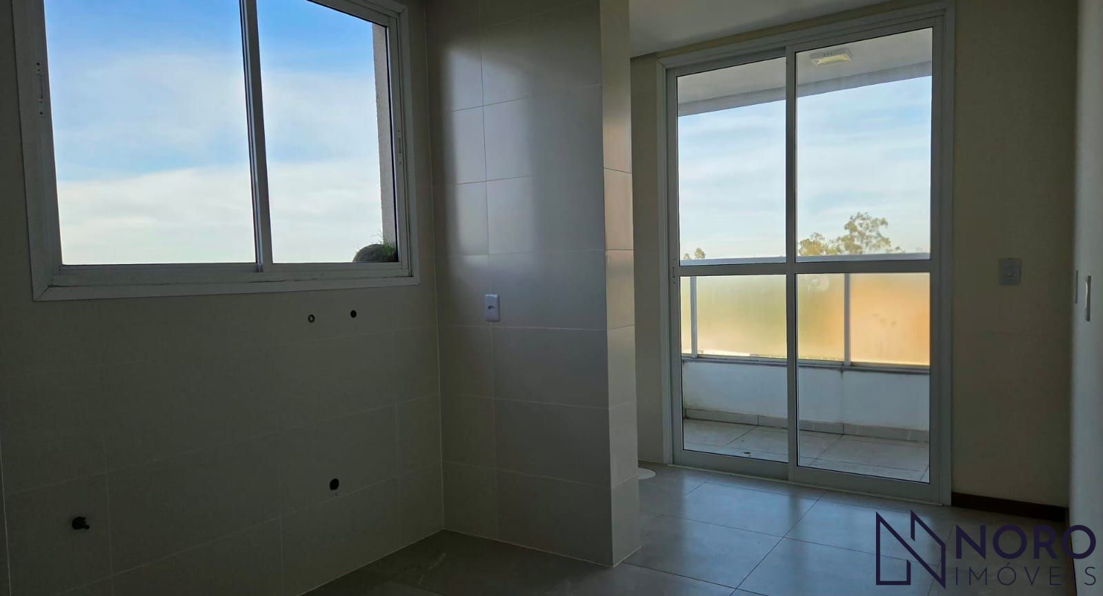 Cobertura Duplex com 3 Dormitórios, Terraço e Churrasqueira à Venda no Bairro No