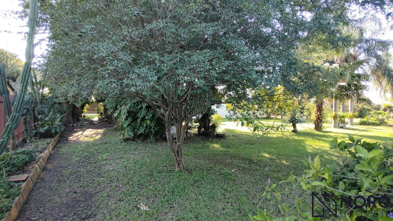 Casa com terreno de 2.000 m² no Bairro Pinheiro Machado – Espaço, tranquilidade