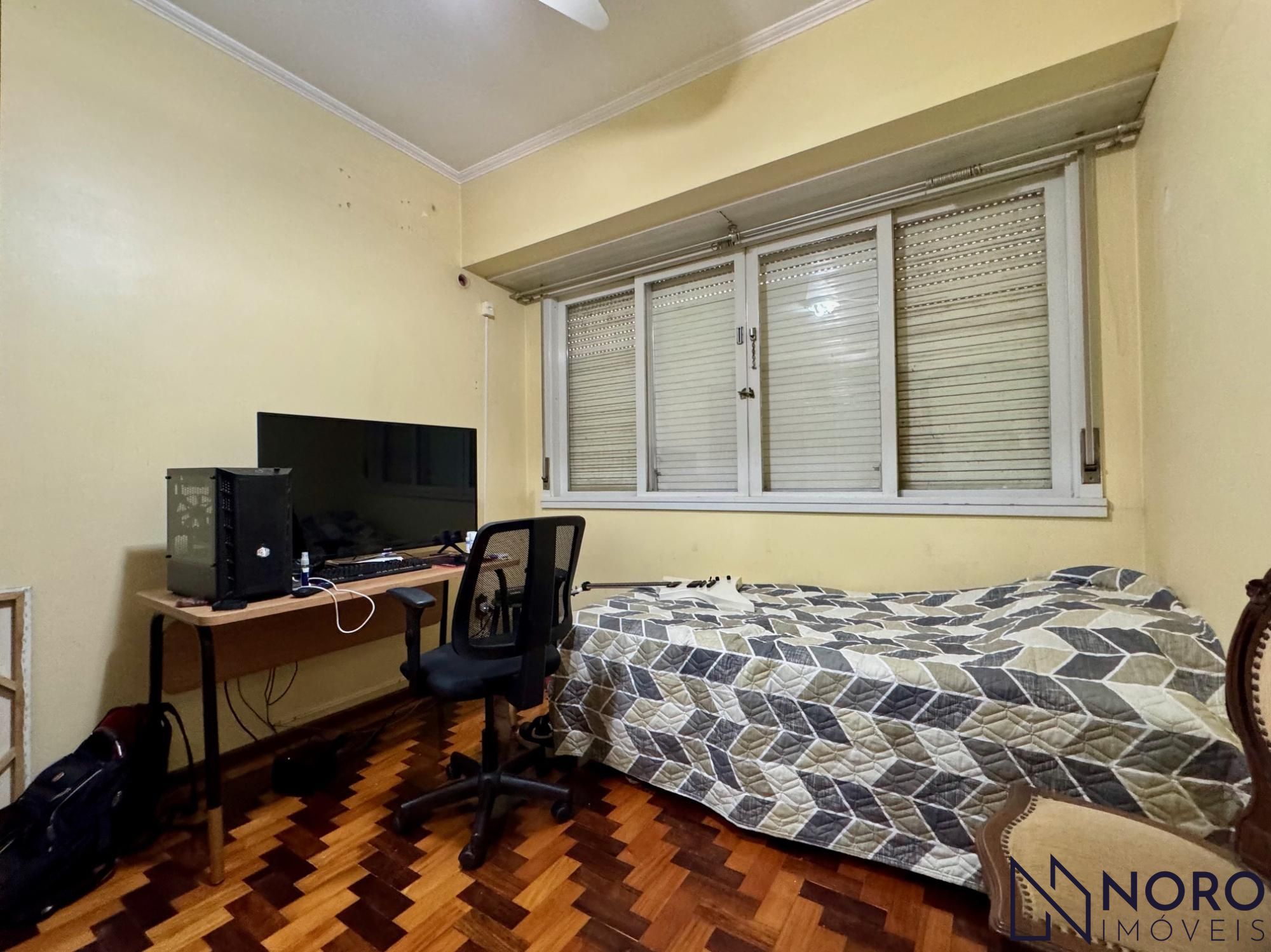 Apartamento no Centro 3 dormitórios 2 banhos living 2 ambientes sacada frente Le