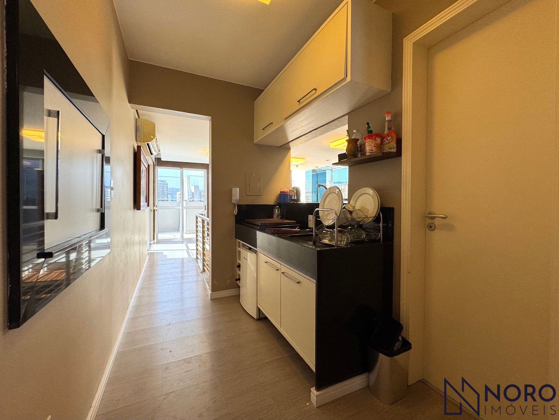 Cobertura Duplex 200 m², 3 Dorms, Suíte, Espaço Gourmet e Terraço na Av. Mediane