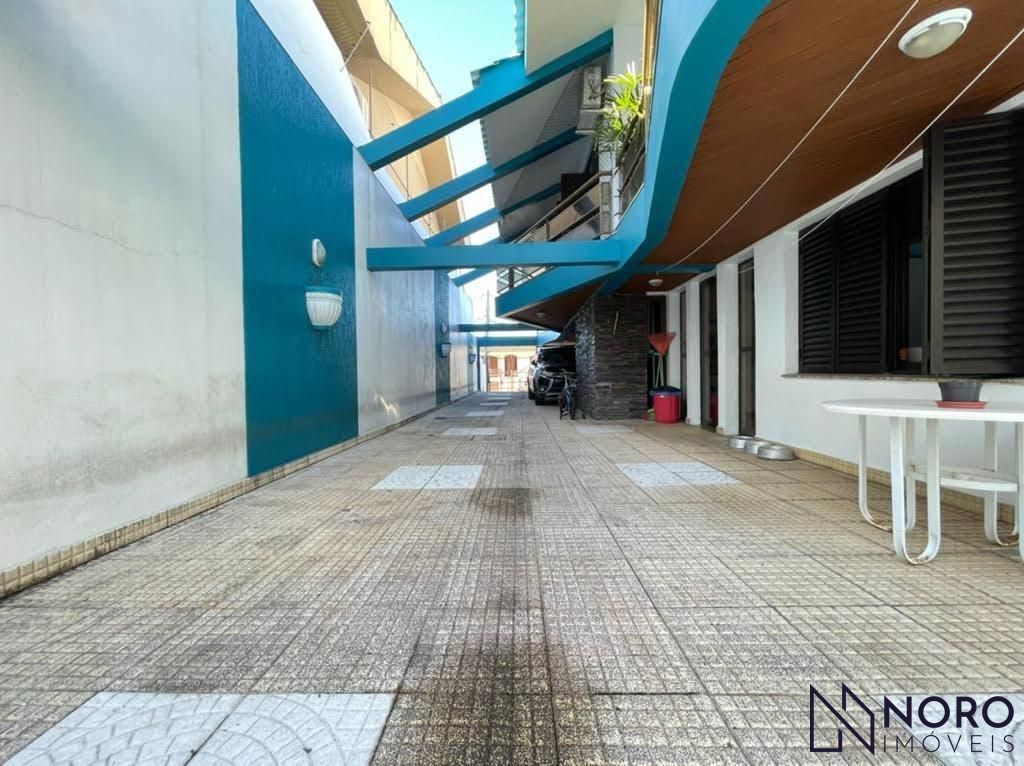 Casa Espaçosa à Venda ou Locação Mobiliada no Bairro Nossa Senhora de Lourdes!