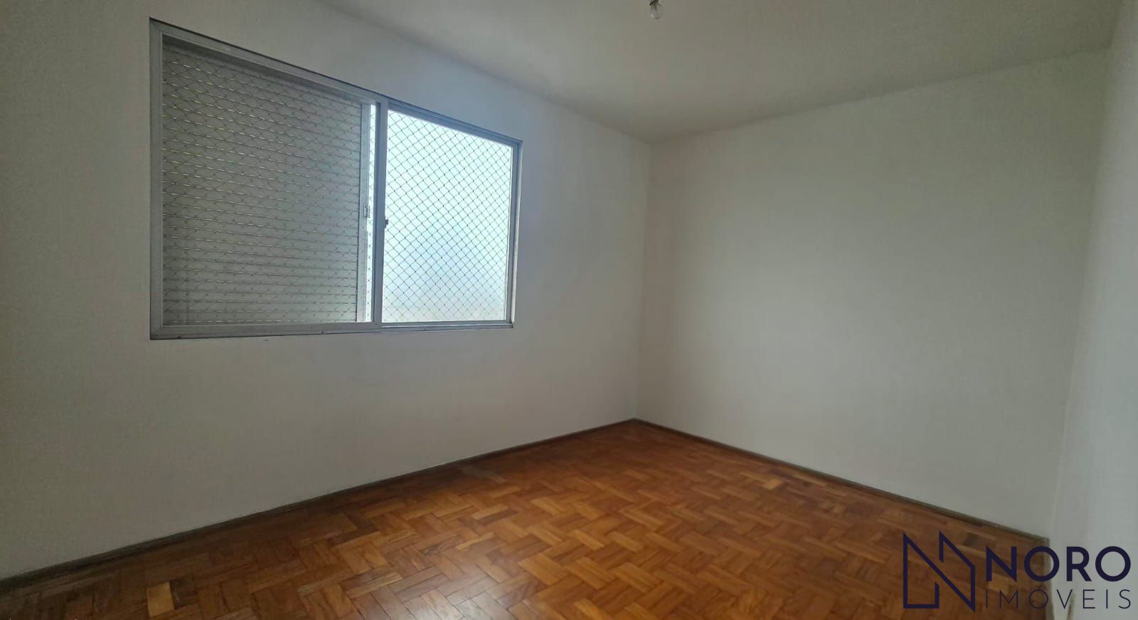 Apartamento de 2 Dormitórios com Garagem à Venda e Locação no Bairro Nossa Senho