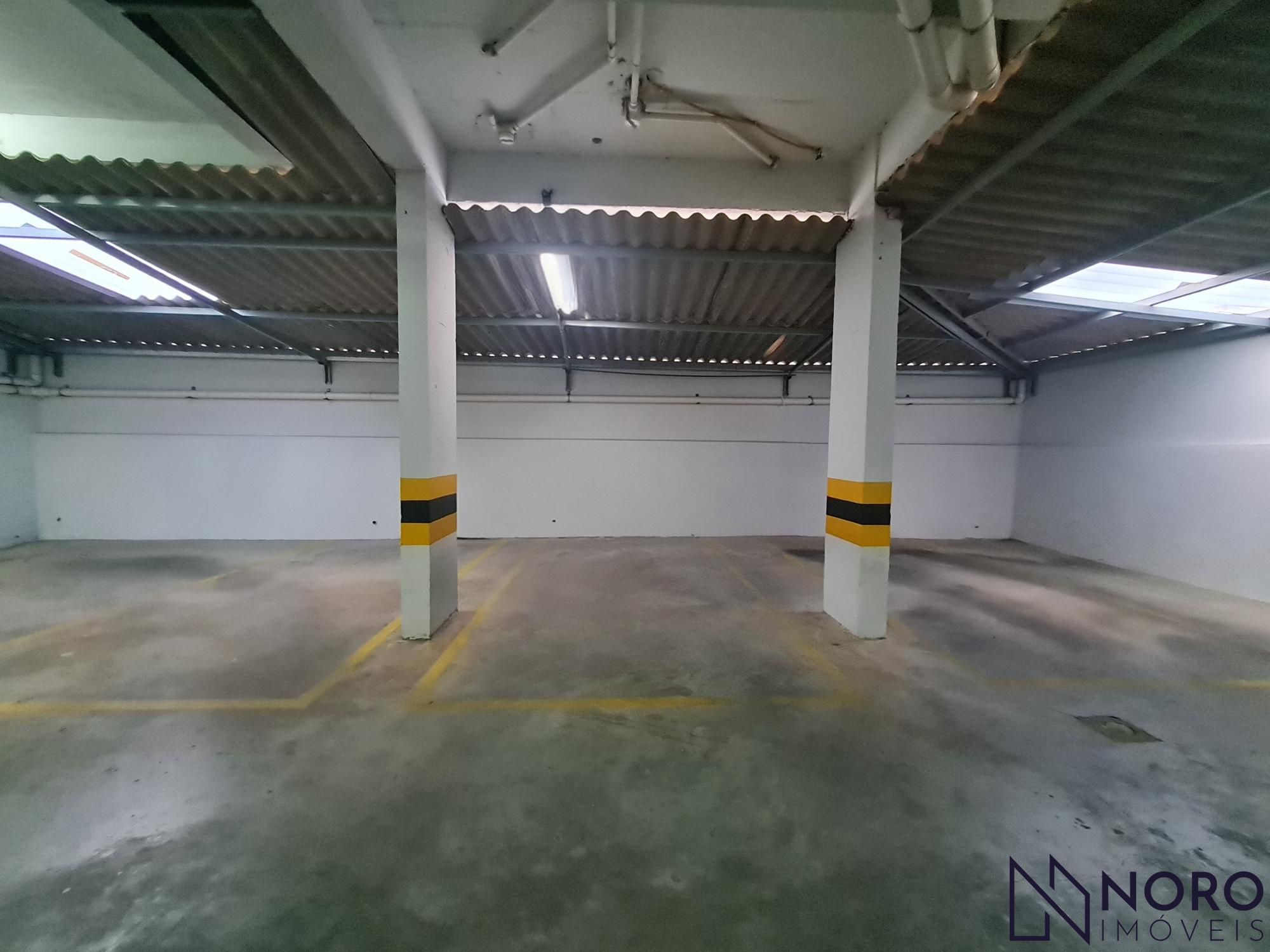 Apartamento de 3 Dormitórios com Suíte, Sacada Gourmet e 2 Vagas no Centro de Sa