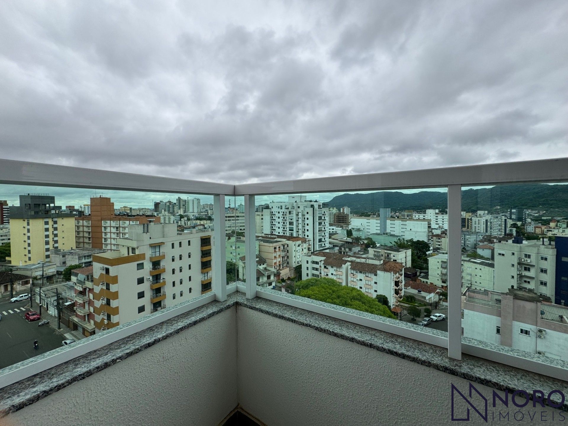 Apartamento à Venda – 3 Dormitórios - Suíte- 2 vagas- Bairro N. Sra. Das Dores