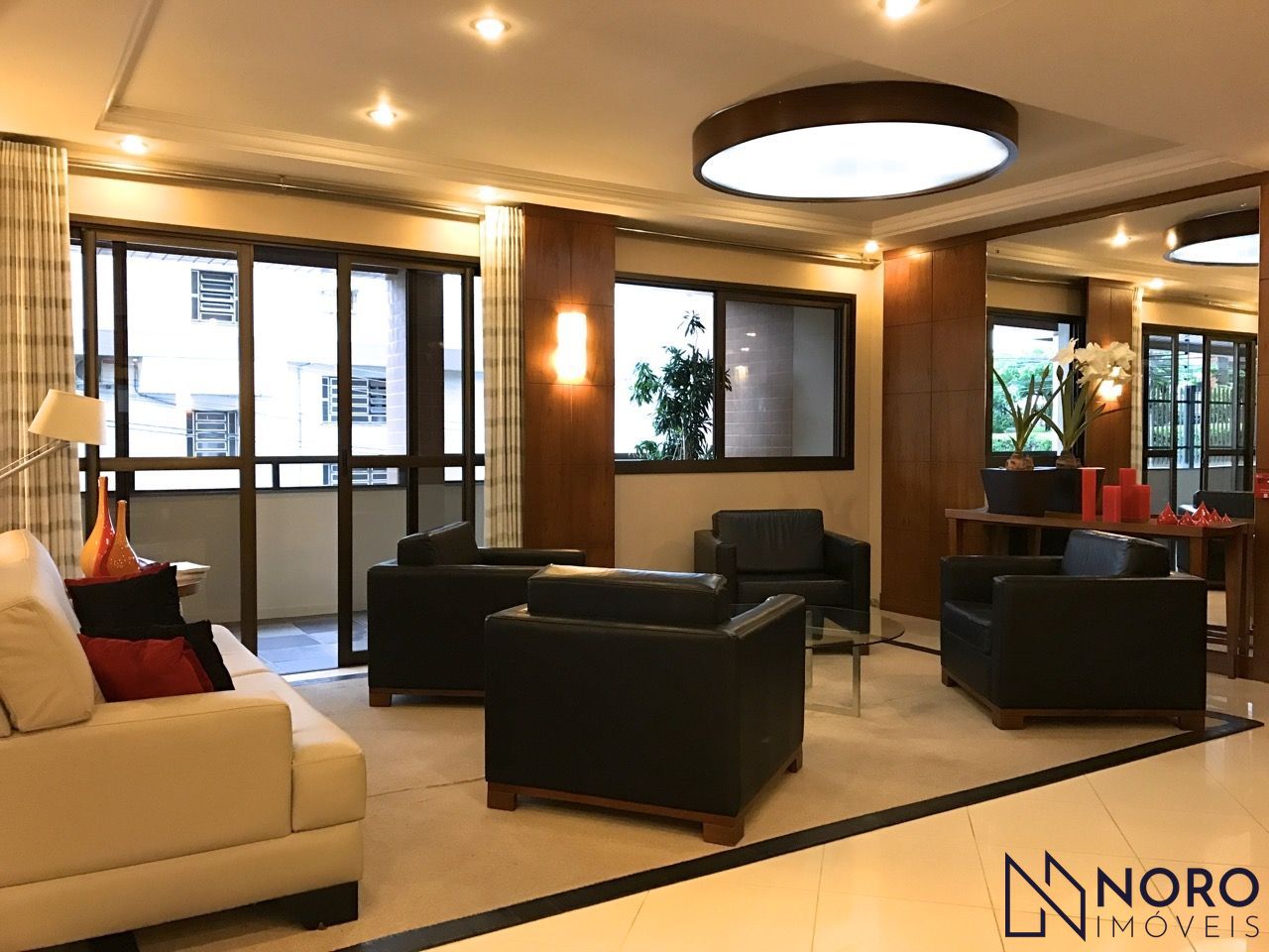 Apartamento Alto Padrão com 182 m² Privativos e Vista Panorâmica na Av. Medianei
