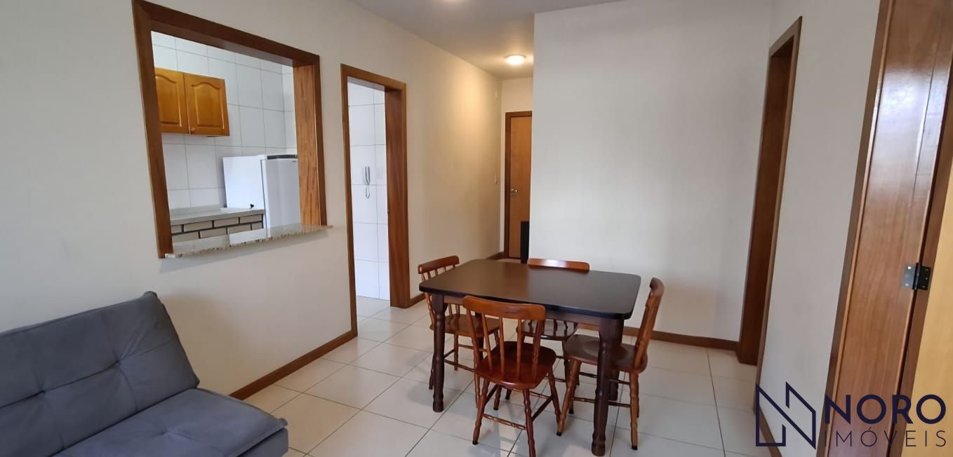 Apartamento 01 dormitório, garagem, sacada com churrasqueira