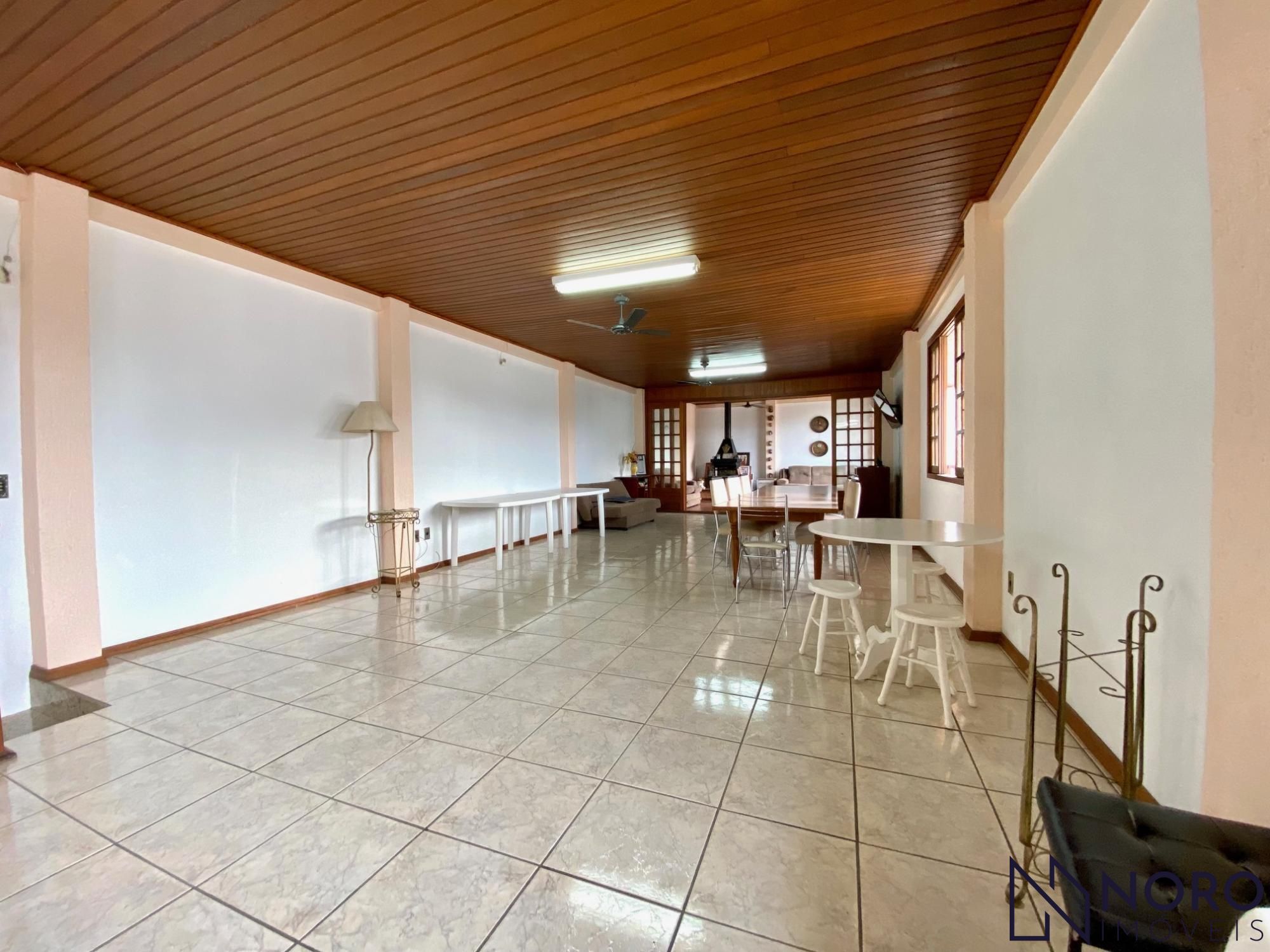 Casa com muito espaço para família