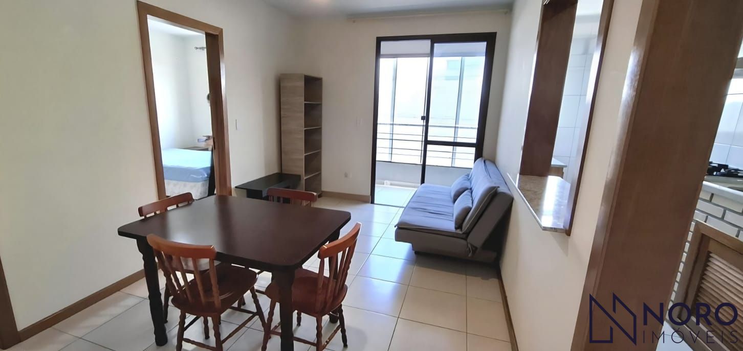 Apartamento 01 dormitório, garagem, sacada com churrasqueira