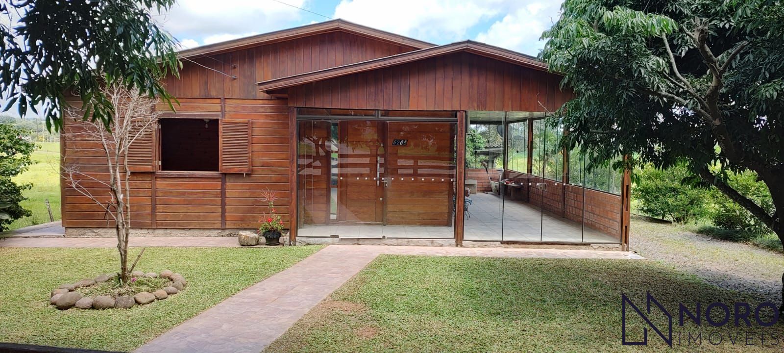 Chácara à Venda no Distrito de Boca do Monte 1.666 m² e Casa de 80 m²