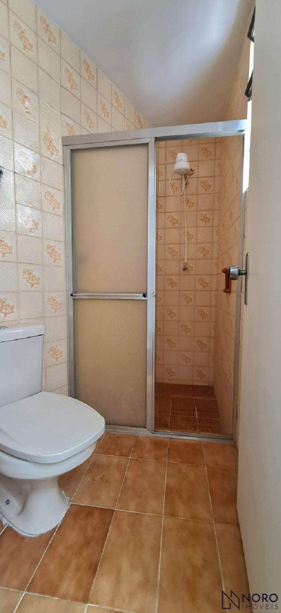 Apartamento Espaçoso de 3 Dormitórios e sacada com Box de Garagem