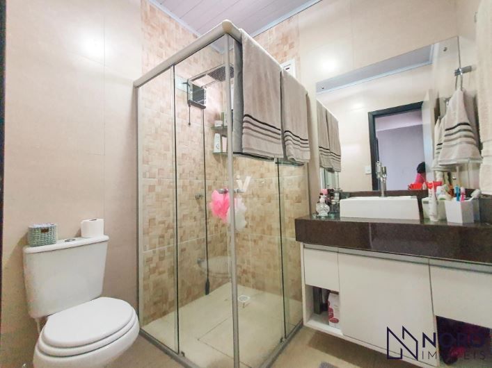 Casa de 5 dormitórios (2 suites)2 vagas de gargem, 350m² privativos, bairo j.k.