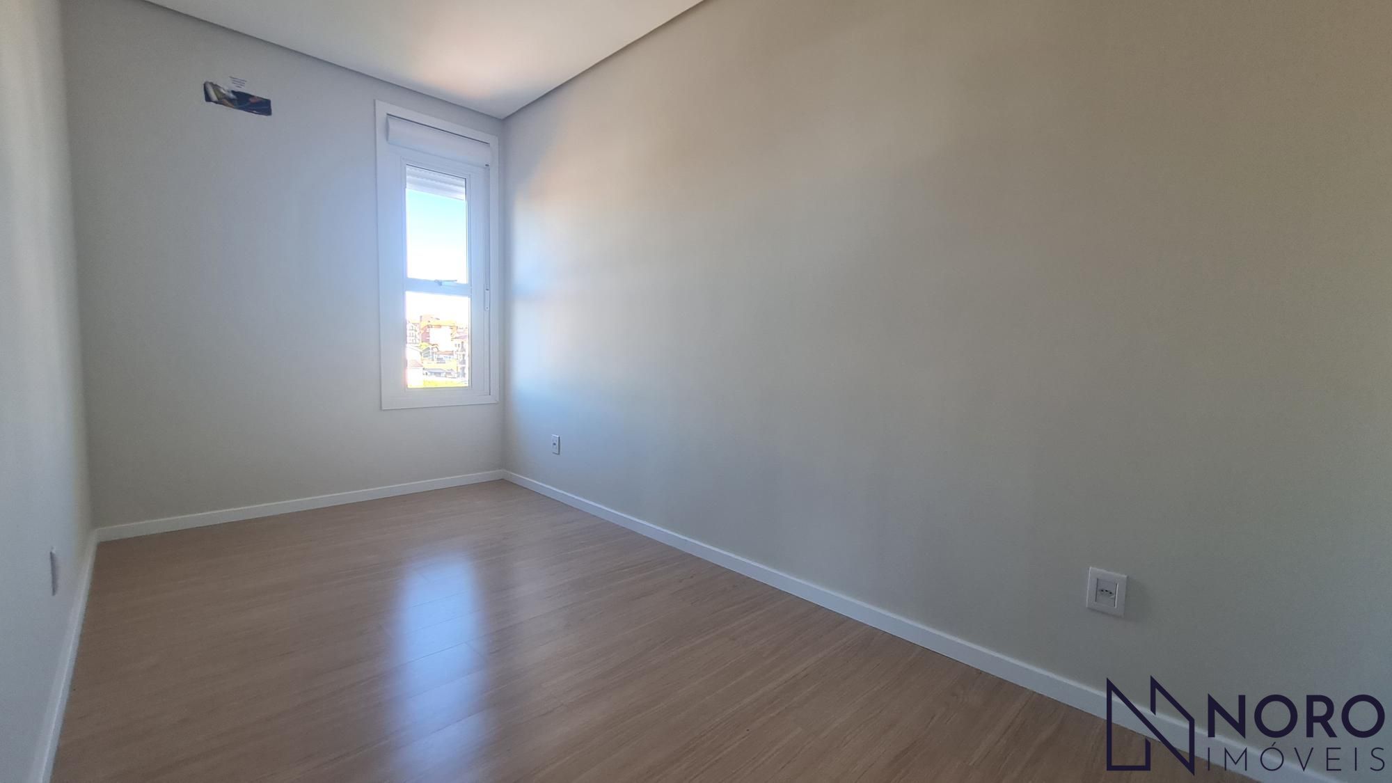 Apartamento 2 Dormitórios (Suíte) churrasqueira e garagem, próximo a UFSM
