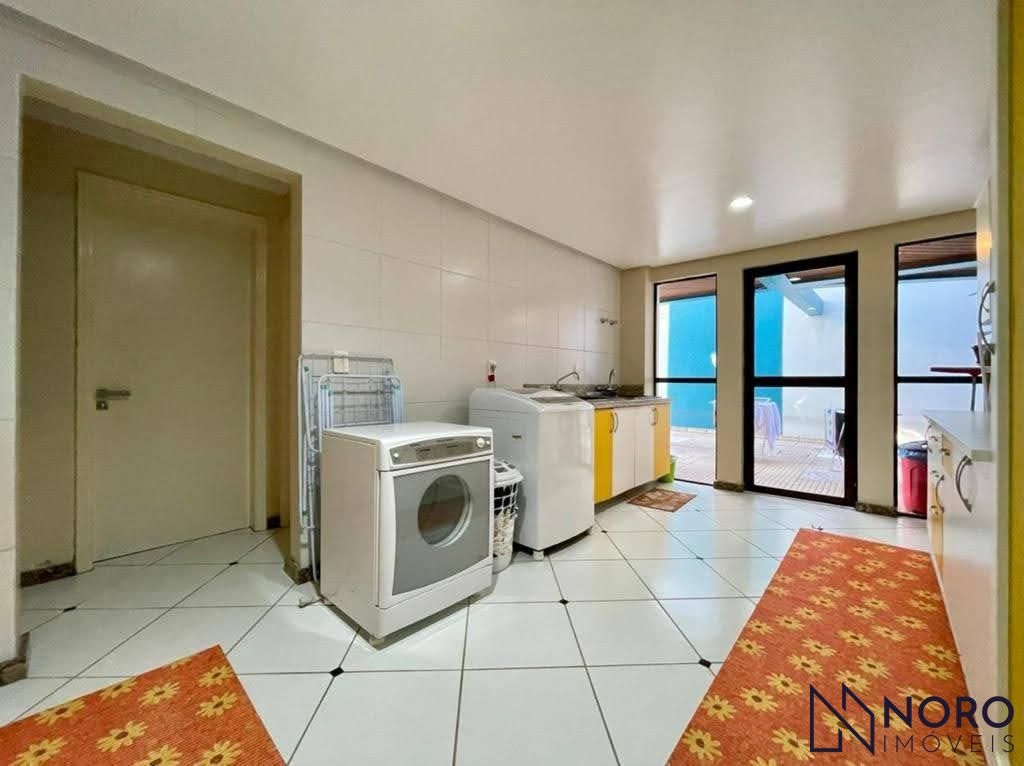 Casa Espaçosa à Venda ou Locação Mobiliada no Bairro Nossa Senhora de Lourdes!