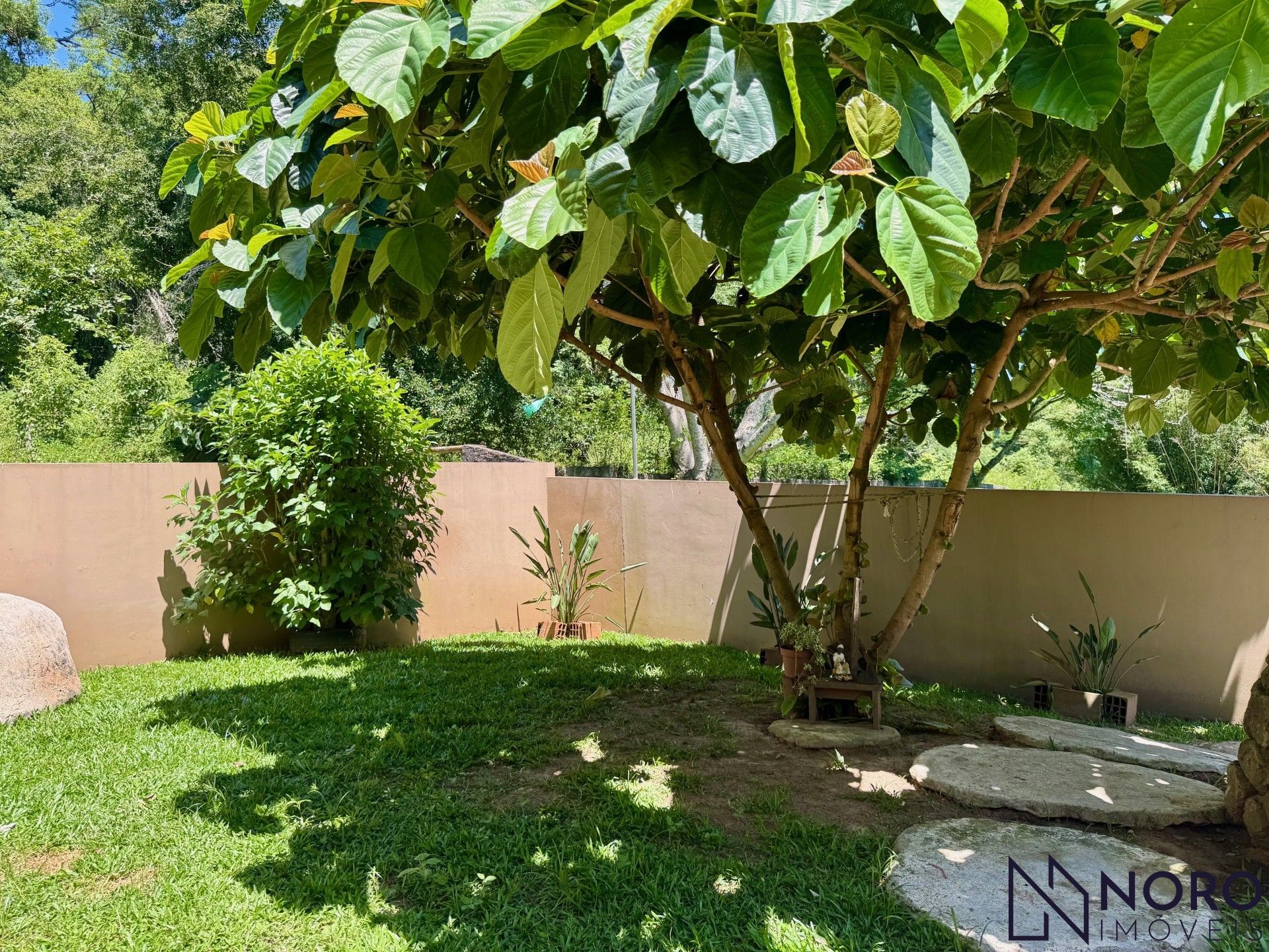 Casa à Venda – Condomínio Montes Verdes