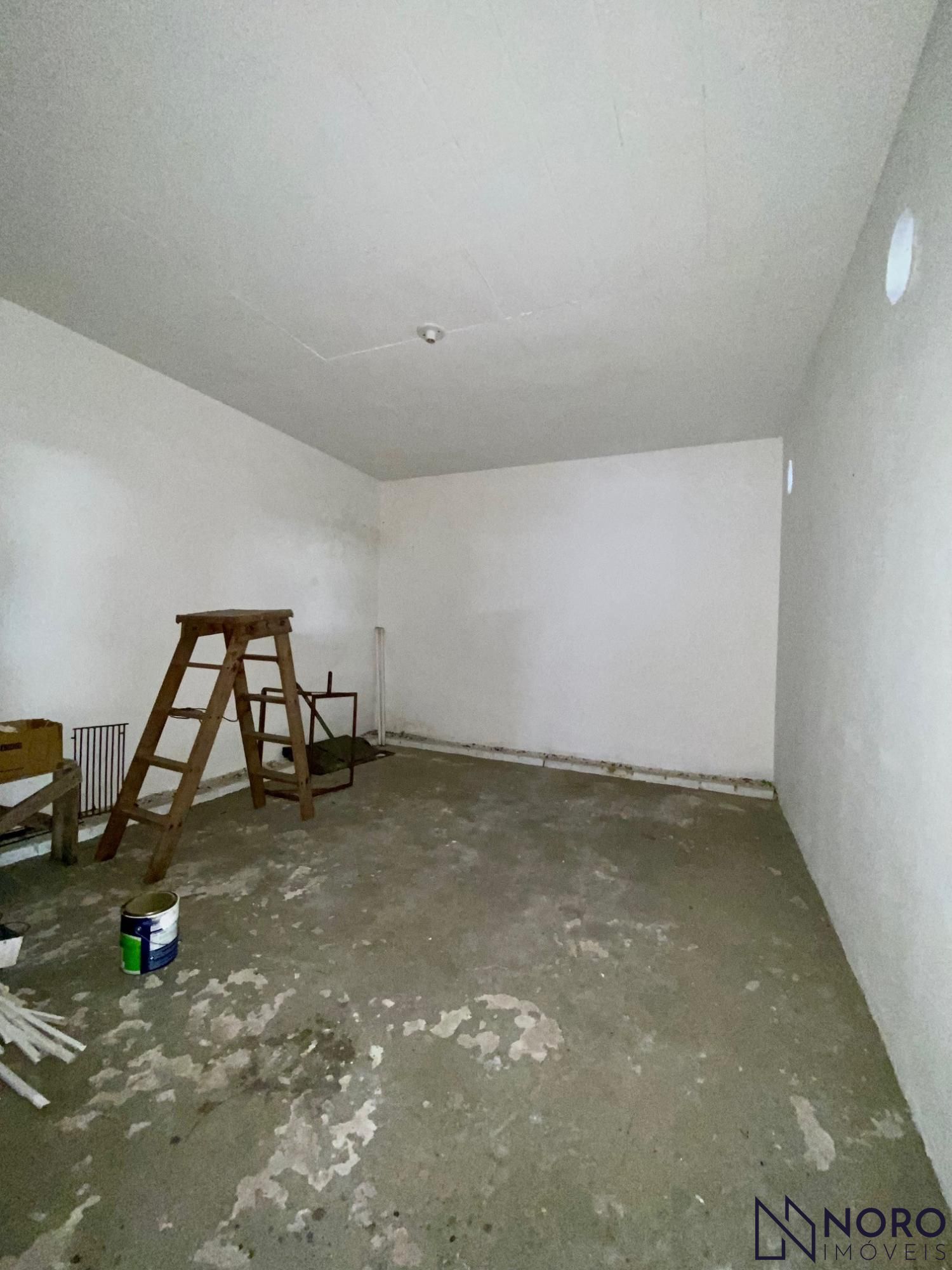 Casa à venda para uso Residencial ou Comercial! Oportunidade Única no Centro de
