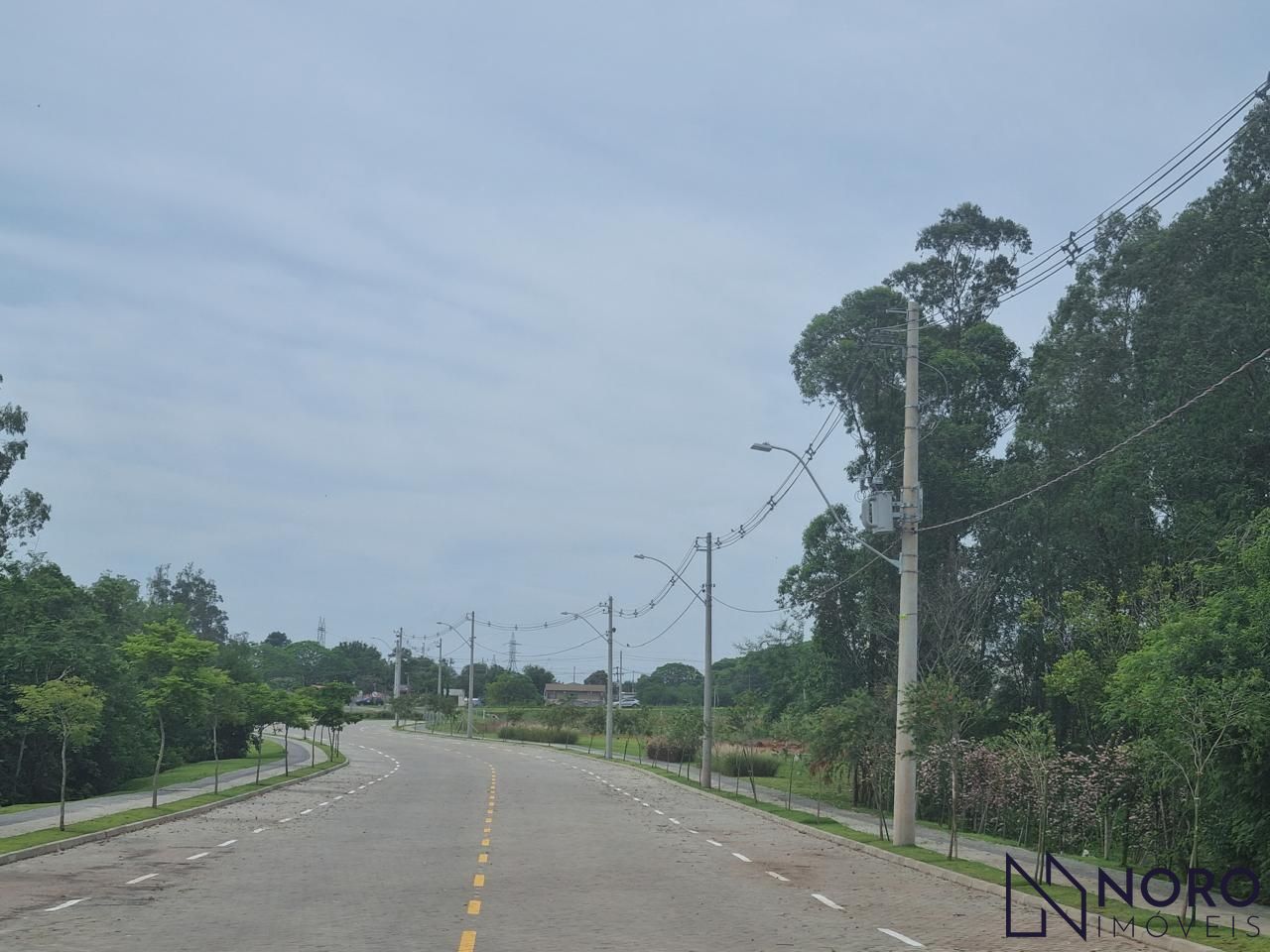 Condomínio - Camobi - Terreno Grande - Infraestrutura Completa