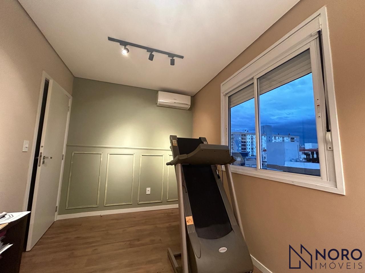 Apartamento Semimobiliado de 2 Dormitórios com Suíte no Edifício Vivaz