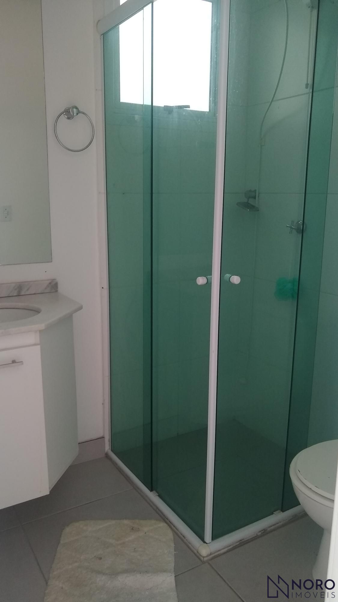 Casa em condomínio fechado 2 dormitórios, espaço gourmet, garagem 2 carros, co