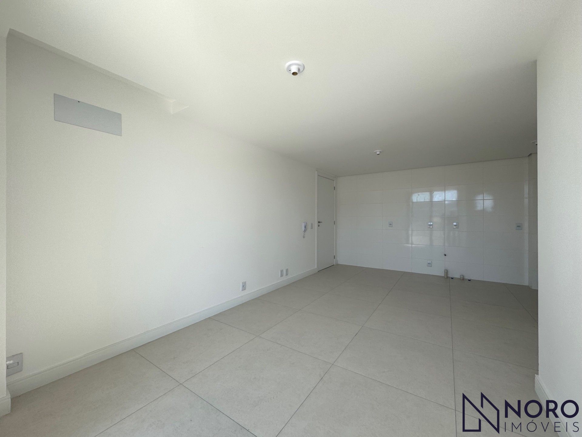 Apartamento novo central 2 dormitórios garagem sacada churrasqueira andar alto v