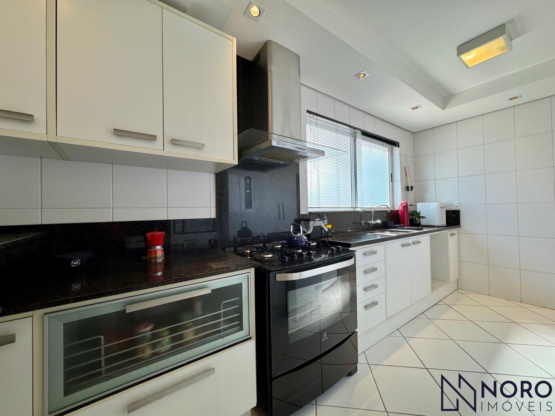 Cobertura Duplex 200 m², 3 Dorms, Suíte, Espaço Gourmet e Terraço na Av. Mediane