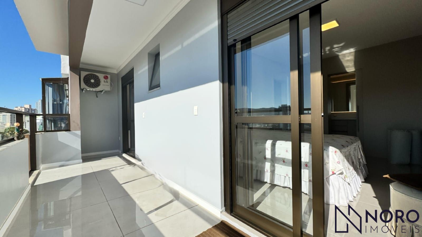 Apartamento Mobiliado 3 Dormitórios (1 Suíte) 137,9m² Sacada Gourmet e Box D