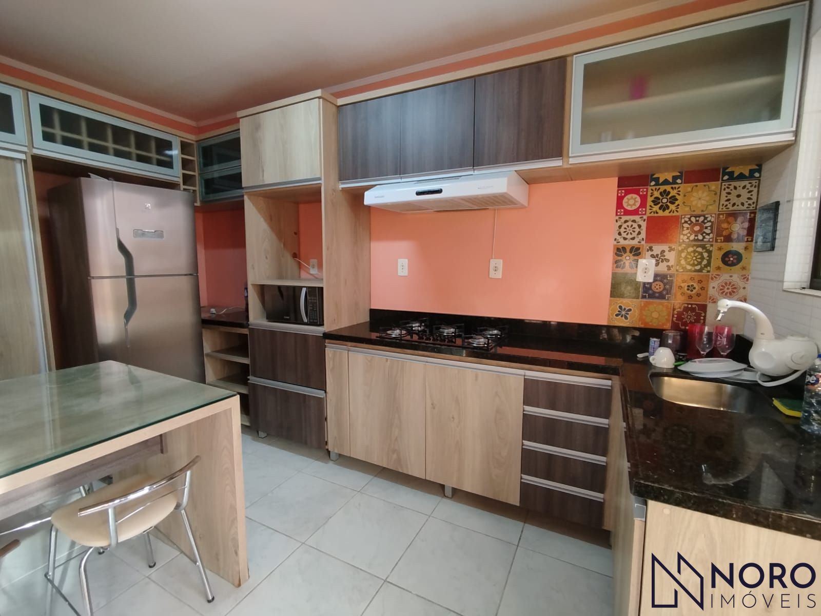 Apartamento Mobiliado 2 Dormitórios com Suíte e Garagem – Próx. Av. Presidente V