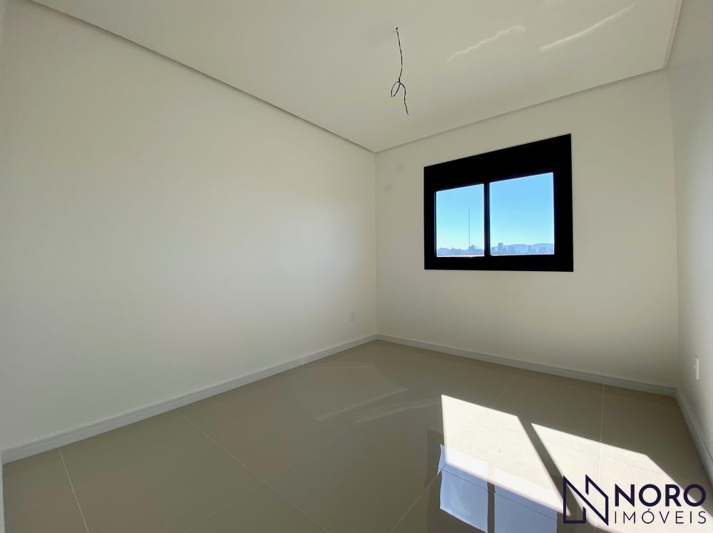 Apartamento de 2 dormitórios 1 suíte em condomínio fechado no bairro urlândia