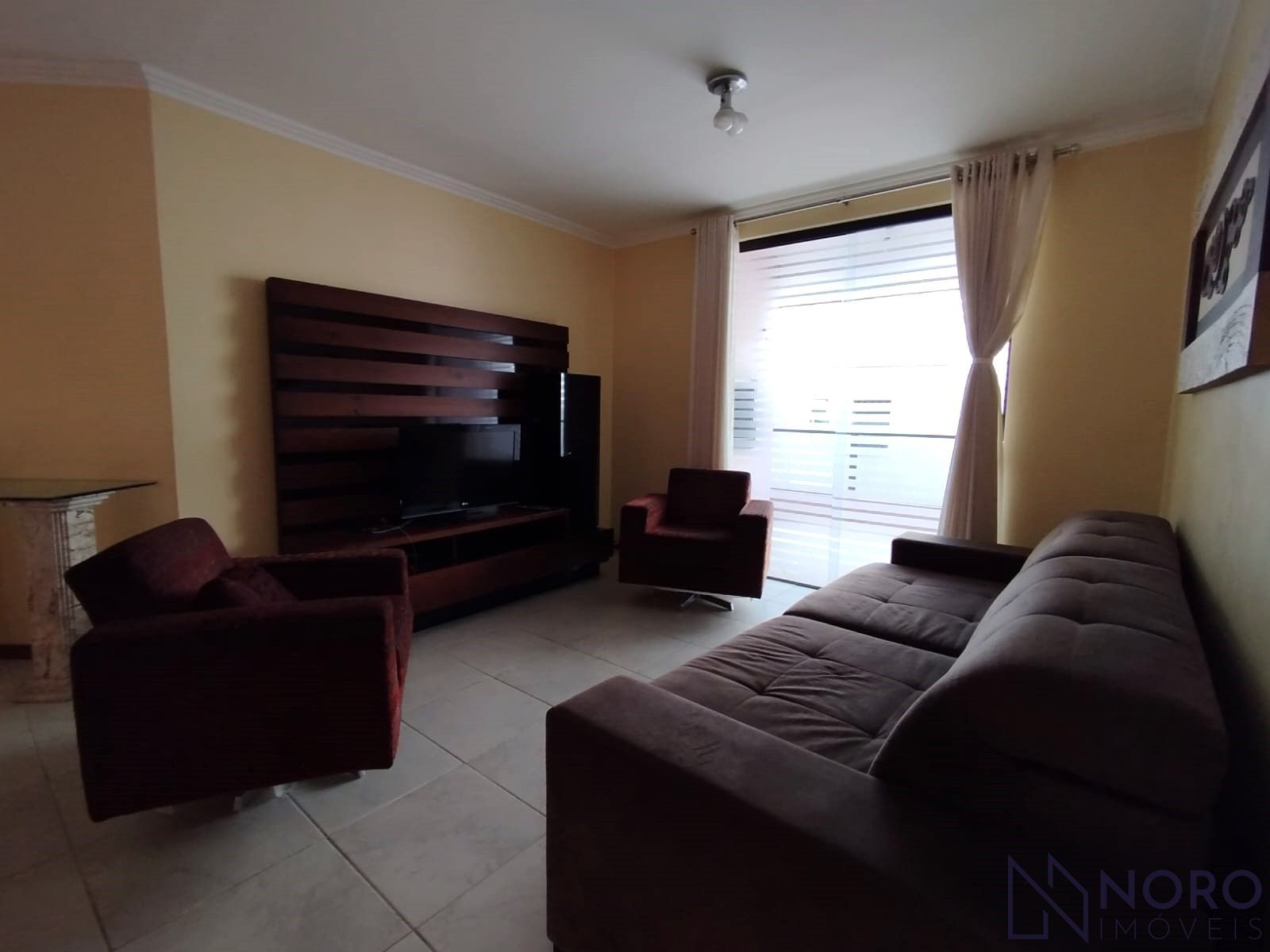 Apartamento Mobiliado 2 Dormitórios com Suíte e Garagem – Próx. Av. Presidente V