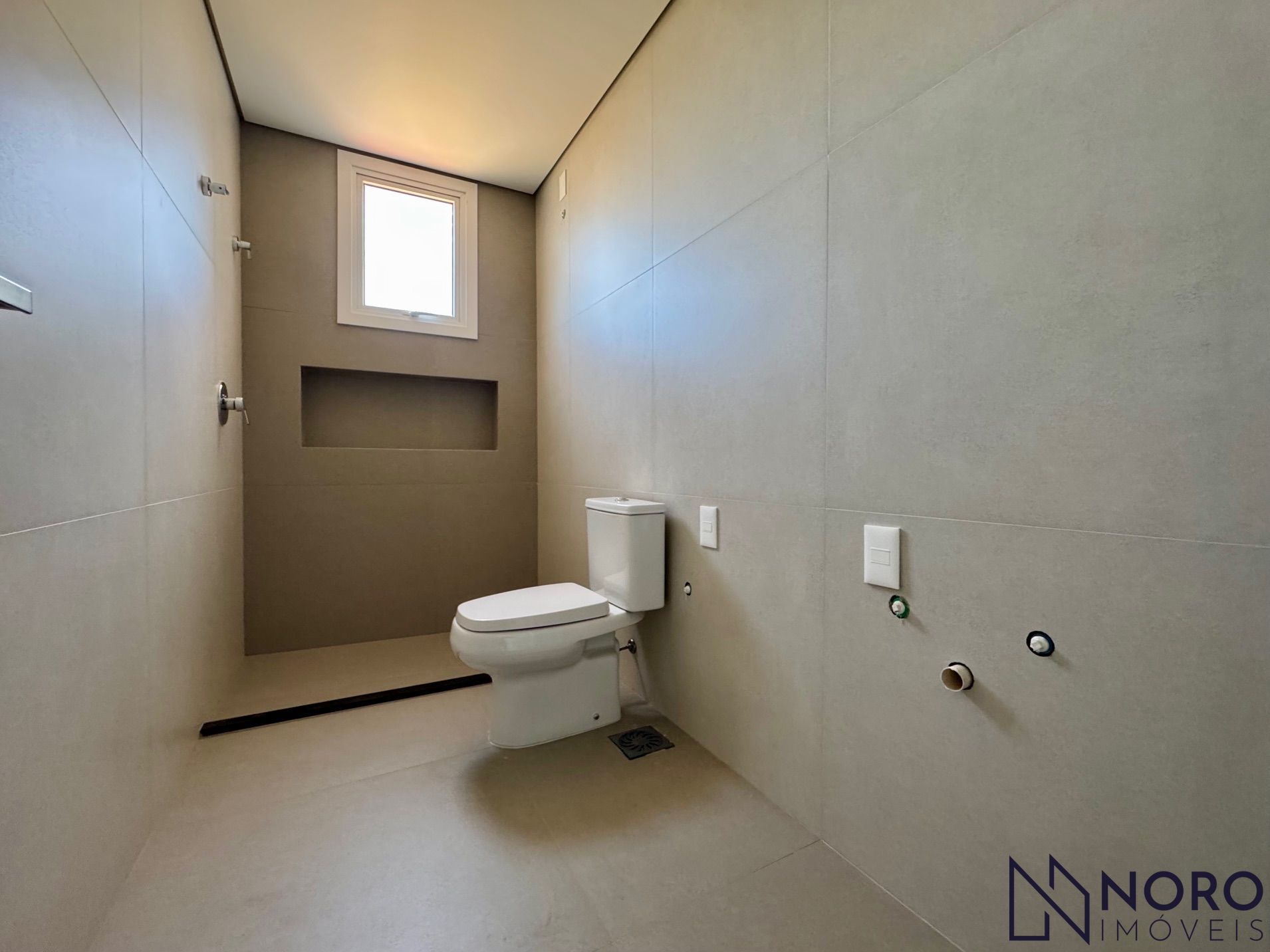 Apartamento à venda 3 suítes, 2 vagas de garagem no bairro Nossa Senhora de Lou