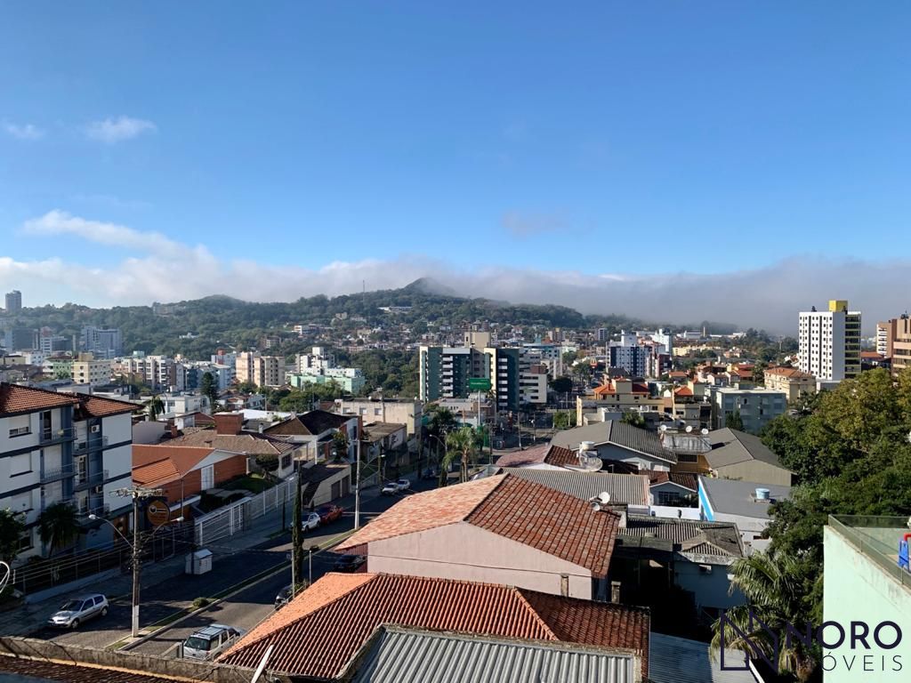 Apartamento 104m² privativo, Frente, 2 dormitórios,Suíte, Living 2 ambientes, Sa
