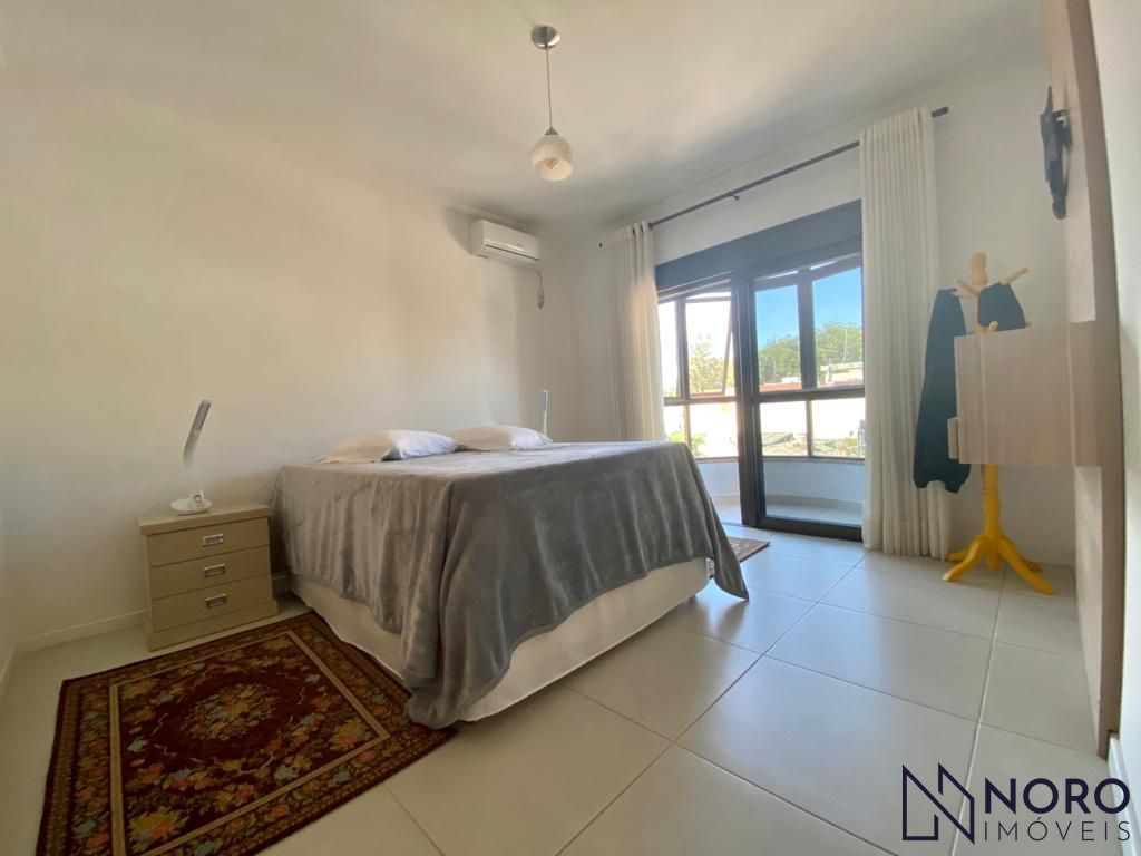 Apartamento 2 dormitórios semi novo no bairro Dom Antônio Reis