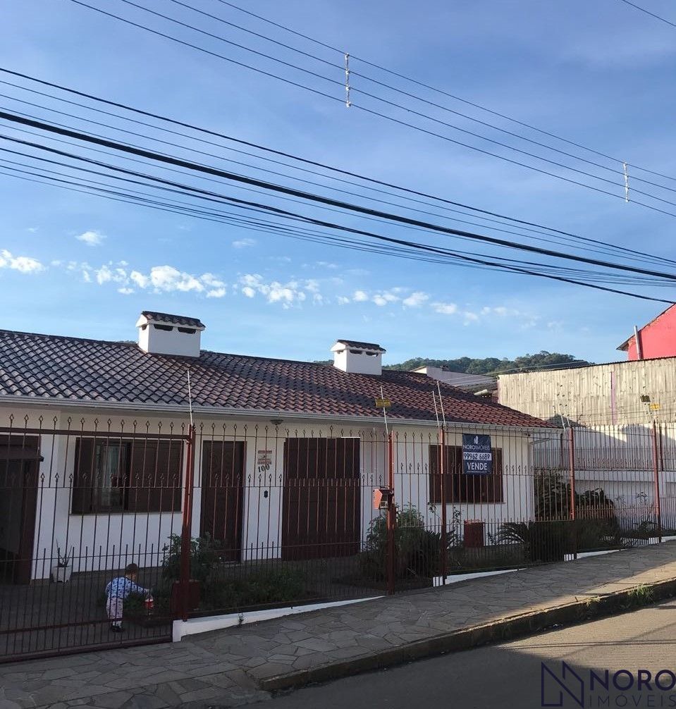 Casa  venda  no Nossa Senhora do Perptuo Socorro - Santa Maria, RS. Imveis