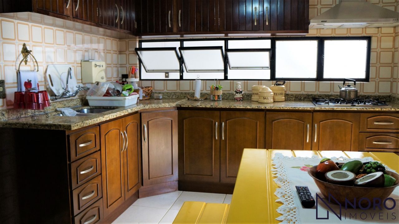 Casa ampla à venda no Bairro Nossa Senhora de Lourdes