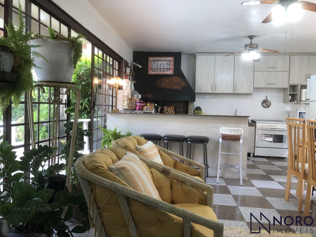 Vende-se espetacular Casa de 700 m² em Nossa Senhora de Lourdes, Santa Maria