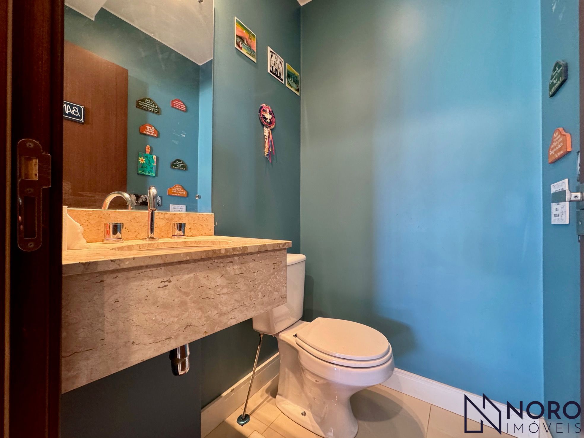 Apartamento amplo com 187m², 3 dormitórios e infraestrutura completa no Bairro B