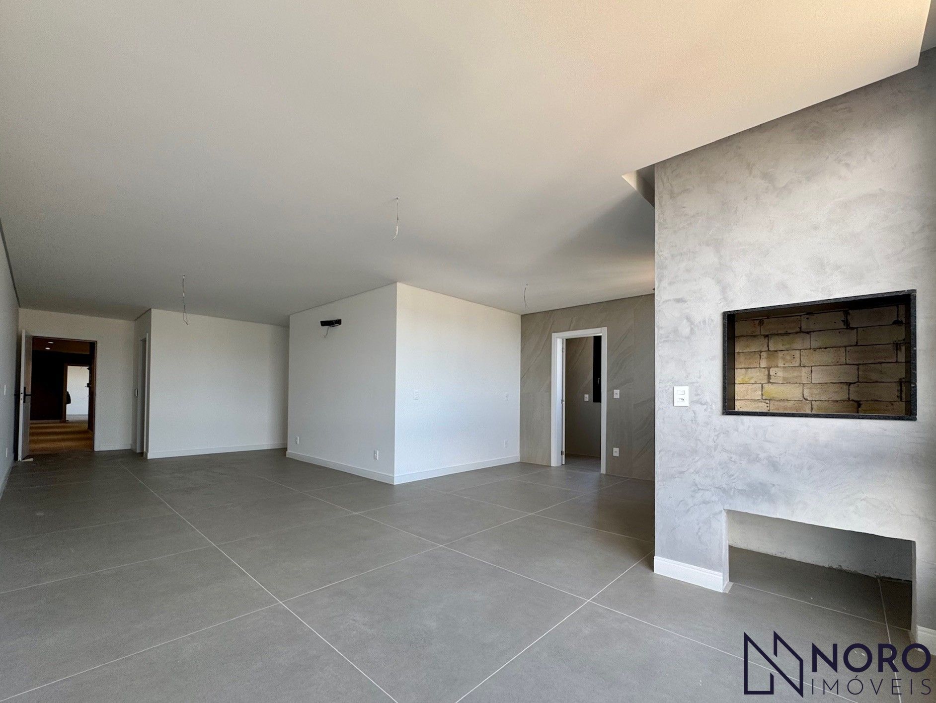Apartamento 2 suítes living 2 ambientes cozinha integrada 2 box para camionetas