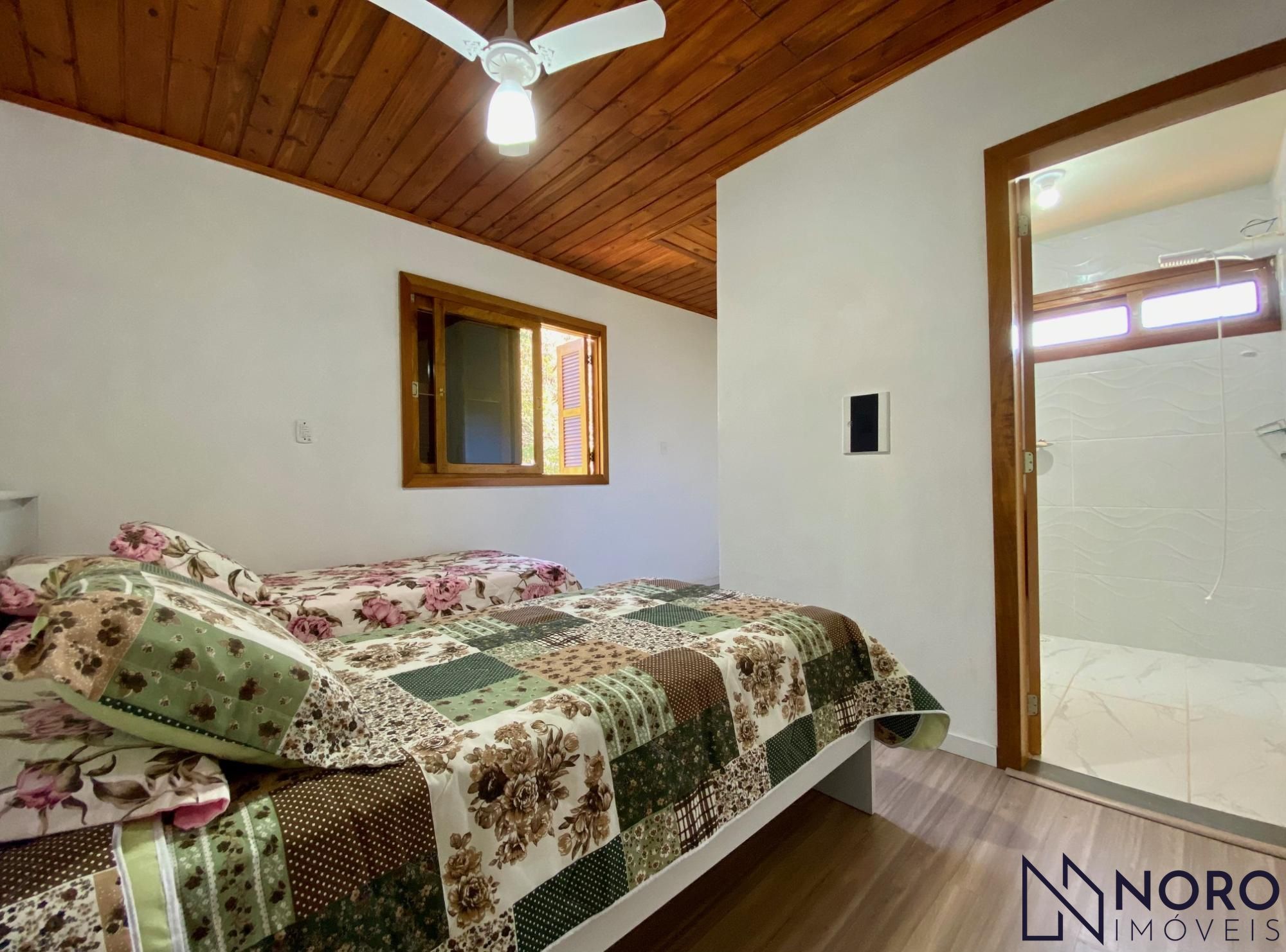 Casa semi nova em itaara com 2 suites living com lareira integrado com cozinha p