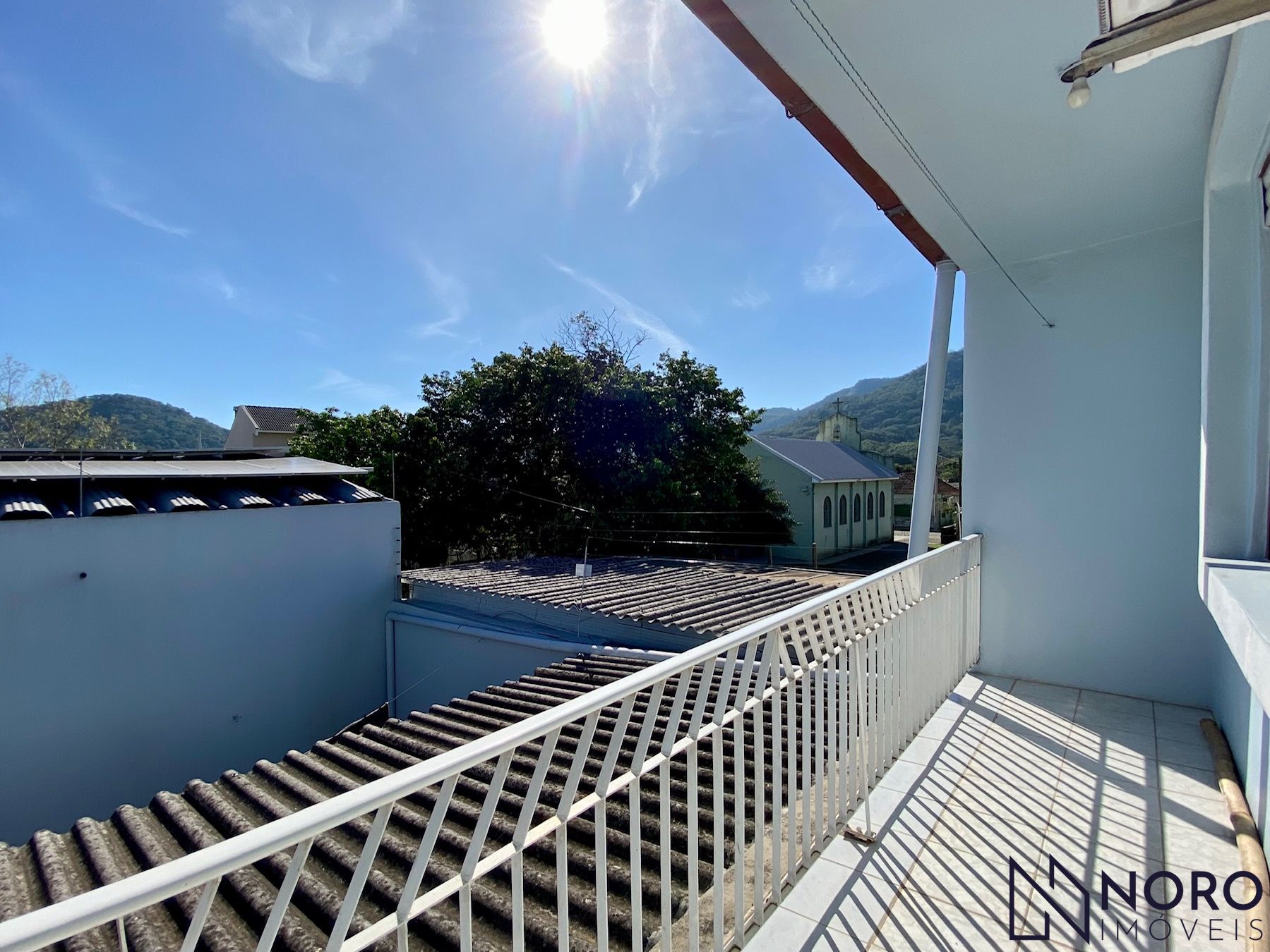 Casa 4 dormitórios Bairro Presidente João Goulart